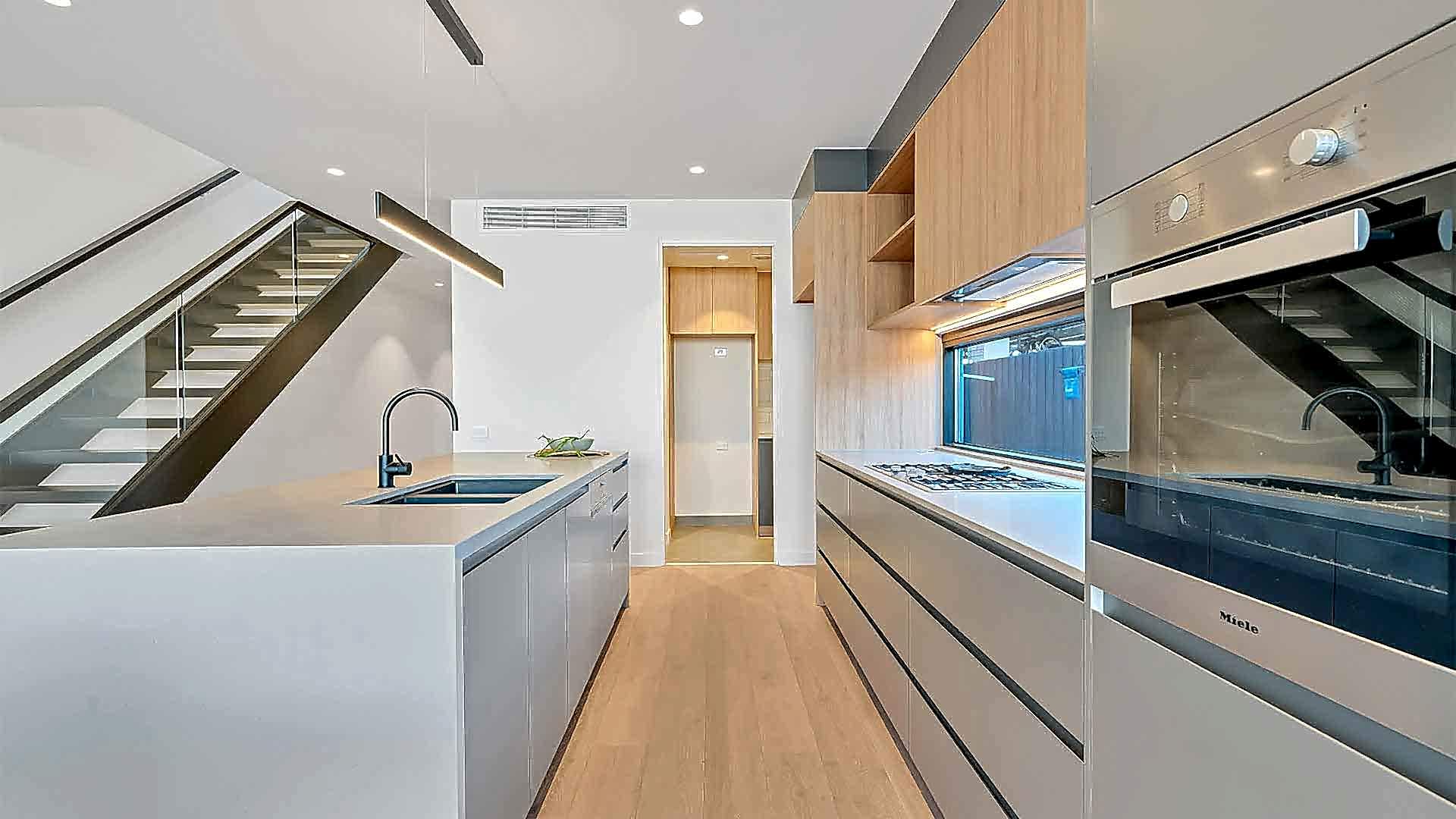 İnovatif tasarımlarımızla mekânınıza değer katıyoruz.